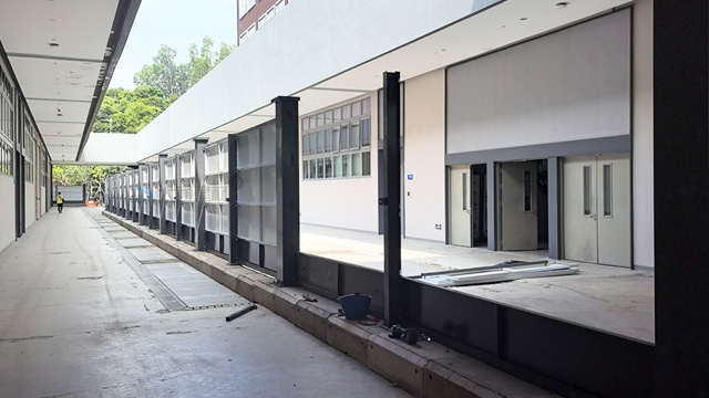 A型鋼結(jié)構(gòu)圍擋-深圳項目工程圍擋工程案例<